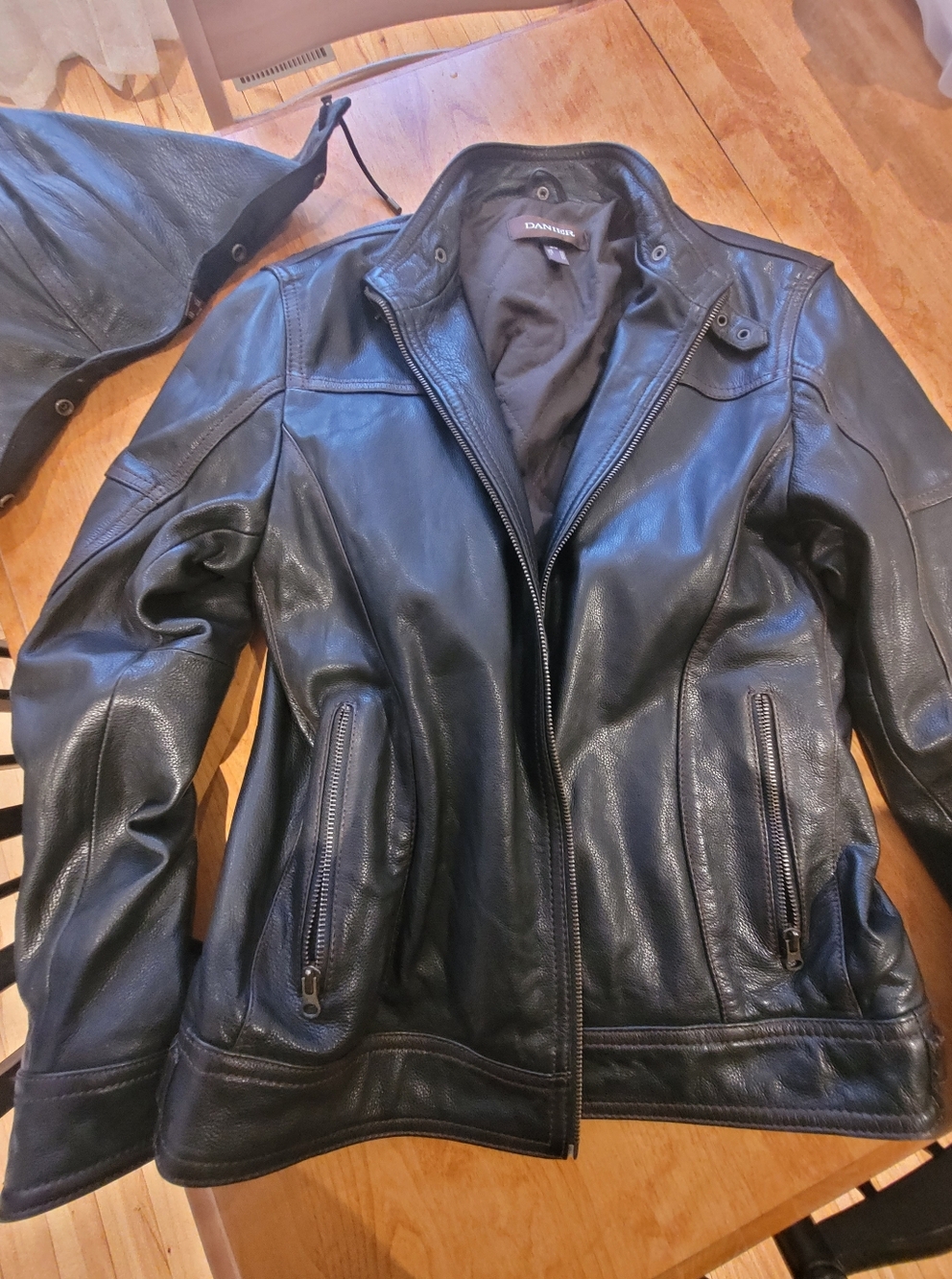Danier Black Performance Jacket - Picture 5 of 6